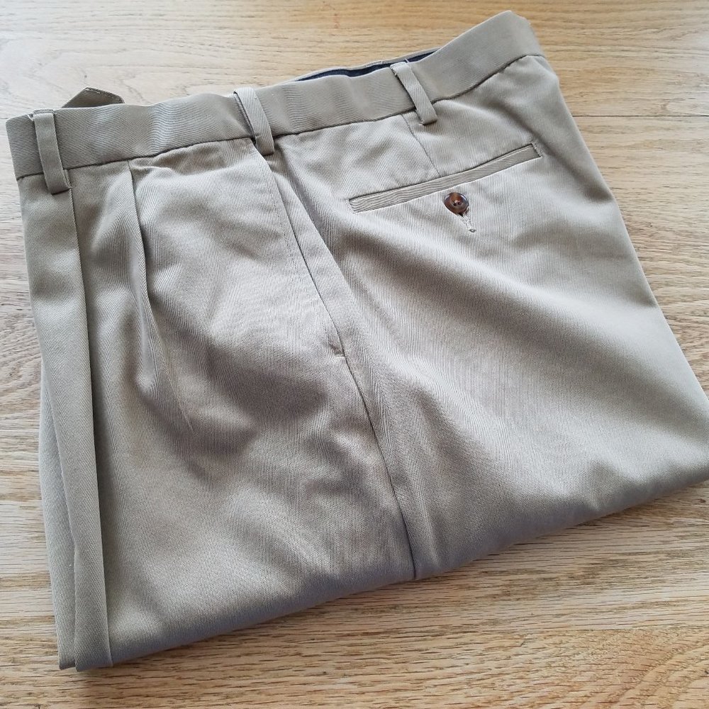 Savane Mens Pleated Dress Pants Size 36 x 29 Cuffed Beige